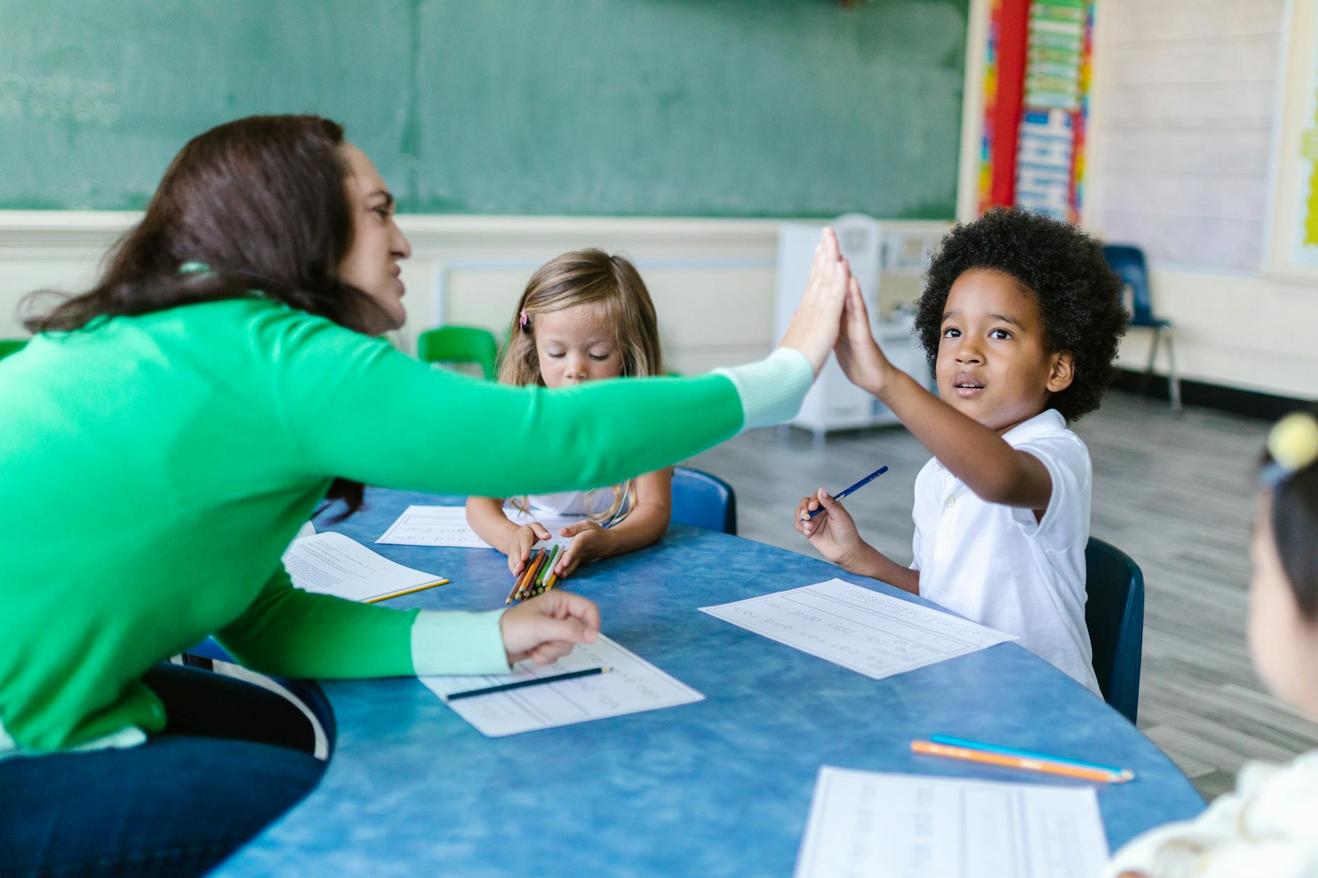 teacher teaching the children